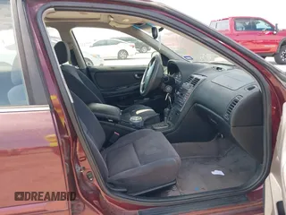 2003 Nissan Maxima SE z VIN JN1DA31D93T517109, wystawiony jako IAAI lot #42019171 z przebiegiem 168 494 mil mil oraz . Historia ofert i sprzedaży dostępna na DreamBid. Obrazek 5.