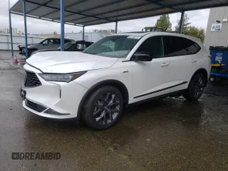 2023 Acura MDX w/A-Spec Package z VIN 5J8YE1H05PL030409, wystawiony jako Copart lot #49183015 z przebiegiem 27 633 mil mil oraz Szkoda całkowita • Salvage title. Historia ofert i sprzedaży dostępna na DreamBid. Obrazek 1.