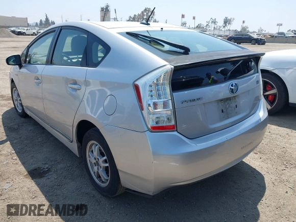 2011 Toyota Prius I z VIN JTDKN3DU6B1375252, wystawiony jako IAAI lot #42180634 z przebiegiem 132 325 mil mil oraz . Historia ofert i sprzedaży dostępna na DreamBid. Obrazek 3.