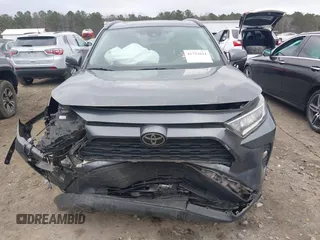 2019 Toyota RAV4 XLE with VIN 2T3W1RFV4KW048145, listed as a IAAI auction lot 41723621 with 180,051 mi miles. Bid and sale history available at carsss.com. Image 12.