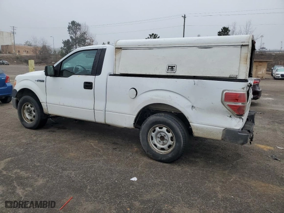 2014 Ford F-150 XL with VIN 1FTMF1CM5EKD83482, listed as a Copart auction lot 43123885 with 0 mi miles and Salvage Title. Bid and sale history available at carsss.com. Image 2.