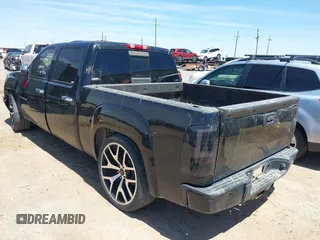 2008 GMC Sierra Denali z VIN 2GTEK638781311204, wystawiony jako IAAI lot #42078564 z przebiegiem 158 728 mil mil oraz . Historia ofert i sprzedaży dostępna na DreamBid. Obrazek 3.
