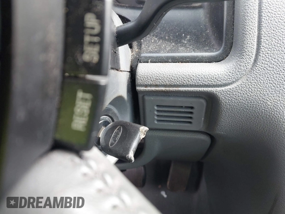 2007 Ford Freestyle SEL с VIN 1FMDK02117GA21969, выставлен на аукционе IAAI как лот 42350061 с пробегом 218 408 миль миль и . История ставок и продаж доступна на DreamBid. Изображение 11.
