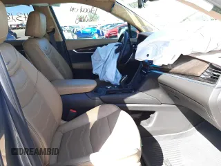 2020 Cadillac XT6 FWD Premium Luxury z VIN 1GYKPERS0LZ126231, wystawiony jako Copart lot #60293642 z przebiegiem 43 187 mil mil oraz . Historia ofert i sprzedaży dostępna na DreamBid. Obrazek 5.