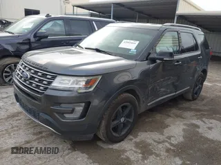 2017 Ford Explorer XLT z VIN 1FM5K7D84HGD53414, wystawiony jako IAAI lot #42083416 z przebiegiem 97 279 mil mil oraz . Historia ofert i sprzedaży dostępna na DreamBid. Obrazek 17.
