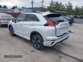 2024 Mitsubishi Eclipse Cross SE with VIN JA4ATWAA7RZ000716, listed as a IAAI auction lot 41221220 with 903 mi miles and . Bid and sale history available at DreamBid. Image 3.