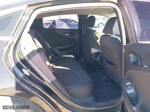 2019 Chevrolet Malibu LT with VIN 1G1ZD5STXKF161979, listed as a IAAI auction lot 41698873 with 81,518 mi miles. Bid and sale history available at carsss.com. Image 8.