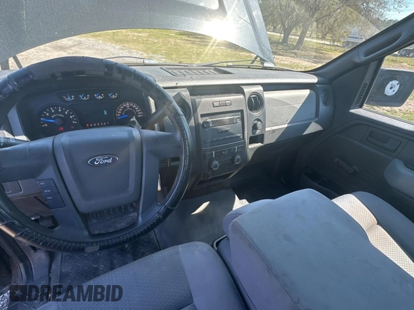2013 Ford F-150 XL с VIN 1FTMF1CM7DFE09796, выставлен на аукционе Copart как лот 47272235 с пробегом 67 872 миль миль и Чистый • Clean title. История ставок и продаж доступна на DreamBid. Изображение 9.
