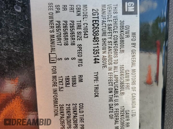 2008 GMC Sierra Denali z VIN 2GTEC638481135144, wystawiony jako Copart lot #70402884 z przebiegiem 211 510 mil mil oraz Czysty tytuł • Clean title. Historia ofert i sprzedaży dostępna na DreamBid. Obrazek 13.