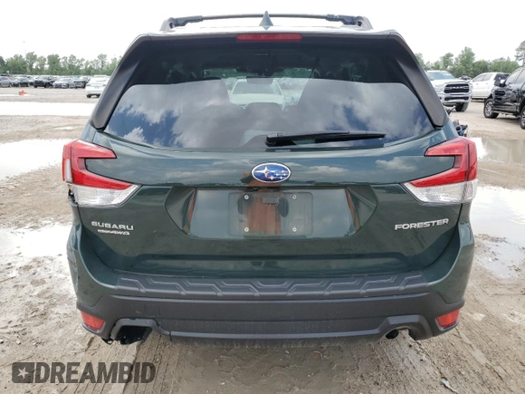 2022 Subaru Forester Premium with VIN JF2SKAEC0NH476996, listed as a Copart auction lot 54122945 with 43,108 mi miles and Salvage title. Bid and sale history available at DreamBid. Image 6.