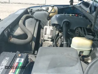 2002 Chevrolet Silverado 1500 LT с VIN 2GCEC19TX21172513, выставлен на аукционе IAAI как лот 42934623 с пробегом 240 397 миль миль и . История ставок и продаж доступна на DreamBid. Изображение 12.
