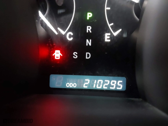 2011 Toyota Highlander with VIN 5TDZK3EHXBS032438, listed as a IAAI auction lot 41700739 with 210,295 mi miles. Bid and sale history available at carsss.com. Image 15.