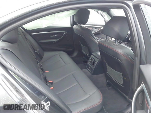 2018 BMW 3 Series 330i xDrive with VIN WBA8D9G56JNU72511, listed as a IAAI auction lot 41237501 with 40,734 mi miles. Bid and sale history available at carsss.com. Image 8.
