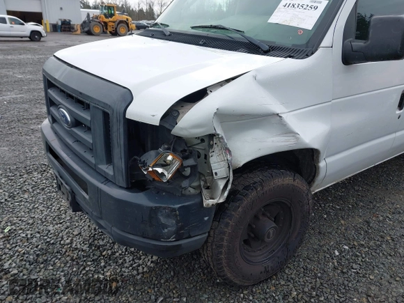 2010 Ford Econoline Cargo Commercial с VIN 1FTNS2EW5ADA17198, выставлен на аукционе IAAI как лот 41835259 с пробегом 219 319 миль миль и . История ставок и продаж доступна на DreamBid. Изображение 6.