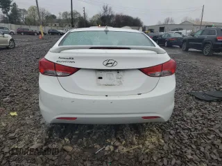 2013 Hyundai Elantra GLS z VIN 5NPDH4AE1DH424095, wystawiony jako Copart lot #52617945 z przebiegiem Nie podano mil oraz Szkody całkowita. Historia ofert i sprzedaży dostępna na DreamBid. Obrazek 6.