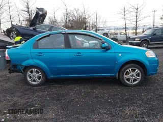 2008 Chevrolet Aveo LS z VIN KL1TD56678B212623, wystawiony jako IAAI lot #41152790 z przebiegiem 91 555 mil mil oraz . Historia ofert i sprzedaży dostępna na DreamBid. Obrazek 14.