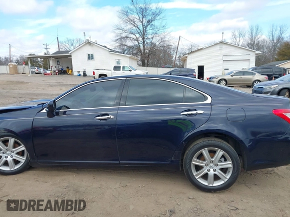 2007 Lexus ES 350 with VIN JTHBJ46G172073022, listed as a IAAI auction lot 41521404 with 176,963 mi miles. Bid and sale history available at carsss.com. Image 14.