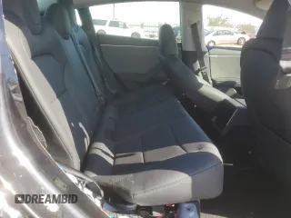 2025 Tesla Model 3 Long Range with VIN 5YJ3E1EA4SF978477, listed as a Copart auction lot 58525905 with 1,531 mi miles and Salvage title. Bid and sale history available at DreamBid. Image 10.