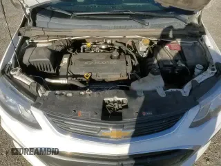 2018 Chevrolet Sonic LT z VIN 1G1JG6SH8J4103966, wystawiony jako Copart lot #46539815 z przebiegiem 107 101 mil mil oraz Czysty tytuł • Clean title. Historia ofert i sprzedaży dostępna na DreamBid. Obrazek 13.