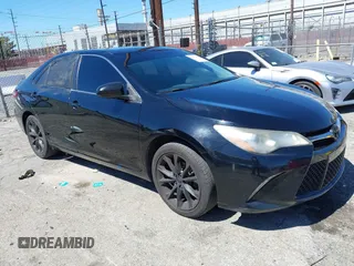 2017 Toyota Camry XLE z VIN 4T1BF1FK6HU370827, wystawiony jako IAAI lot #41870412 z przebiegiem 95 975 mil mil oraz . Historia ofert i sprzedaży dostępna na DreamBid. Obrazek 1.