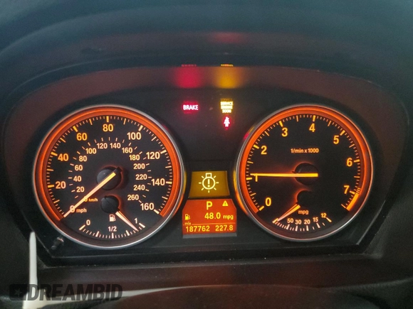 2008 BMW 3 Series 328i with VIN WBAVC53508FZ82734, listed as a Copart auction lot 54942045 with 187,762 mi miles and Salvage Title. Bid and sale history available at carsss.com. Image 9.