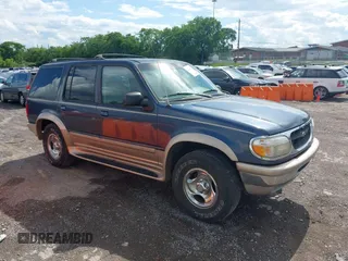 1998 Ford Explorer XL z VIN 1FMZU34E1WUA58943, wystawiony jako IAAI lot #42260276 z przebiegiem 208 491 mil mil oraz . Historia ofert i sprzedaży dostępna na DreamBid. Obrazek 1.