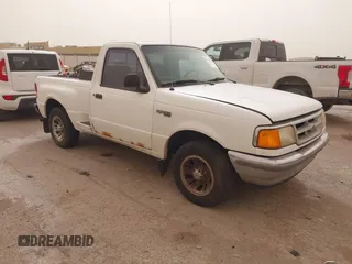 1997 Ford Ranger XLT z VIN 1FTCR10A3VPB52628, wystawiony jako IAAI lot #41798159 z przebiegiem 199 298 mil mil oraz . Historia ofert i sprzedaży dostępna na DreamBid. Obrazek 1.