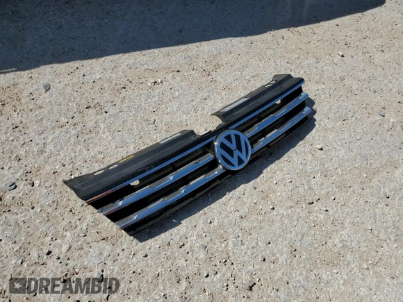2018 Volkswagen Tiguan SEL with VIN 3VV3B7AX3JM010677, listed as a Copart auction lot 50615395 with 7,559 mi miles and Salvage Title. Bid and sale history available at DreamBid. Image 12.