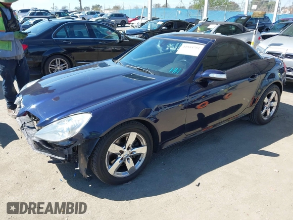 2007 Mercedes-Benz SLK 280 z VIN WDBWK54F67F147056, wystawiony jako IAAI lot #41844751 z przebiegiem 166 042 mil mil oraz . Historia ofert i sprzedaży dostępna na DreamBid. Obrazek 2.