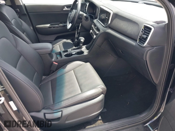 2022 Kia Sportage EX with VIN KNDPN3AC6N7007642, listed as a IAAI auction lot 42151902 with 39,411 mi miles and . Bid and sale history available at DreamBid. Image 5.