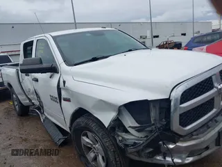 2016 Ram 1500 Express z VIN 3C6RR6KT0GG278028, wystawiony jako IAAI lot #41884320 z przebiegiem 72 689 mil mil oraz . Historia ofert i sprzedaży dostępna na DreamBid. Obrazek 1.