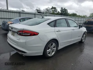 2018 Ford Fusion SE z VIN 3FA6P0LU7JR237368, wystawiony jako Copart lot #56584695 z przebiegiem 78 832 mil mil oraz Szkoda całkowita • Salvage title. Historia ofert i sprzedaży dostępna na DreamBid. Obrazek 3.