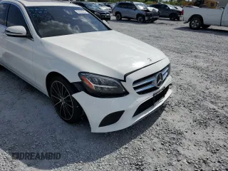 2021 Mercedes-Benz C 300 z VIN W1KWF8DB0MR652112, wystawiony jako Copart lot #52832335 z przebiegiem Nie podano mil oraz Nie do naprawy • Non repairable. Historia ofert i sprzedaży dostępna na DreamBid. Obrazek 12.