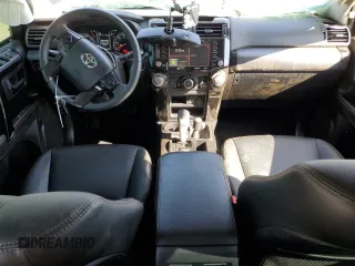 2021 Toyota 4Runner TRD Off Road Premium with VIN JTERU5JR5M5896502, listed as a Copart auction lot 60059305 with 64,916 mi miles and Salvage title. Bid and sale history available at DreamBid. Image 8.