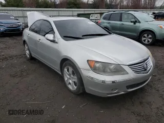 2006 Acura RL with VIN JH4KB16506C001134, listed as a Copart auction lot 51601645 with 205,706 mi miles and Salvage Title. Bid and sale history available at DreamBid. Image 4.
