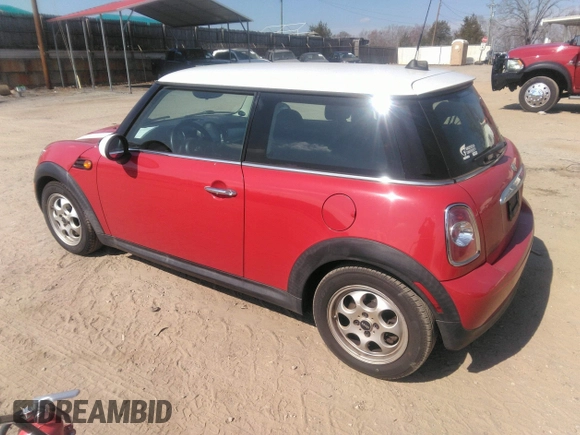 2012 MINI Hardtop with VIN WMWSU3C54CT261640, listed as a IAAI auction lot 41804505 with 170,261 mi miles and . Bid and sale history available at DreamBid. Image 3.