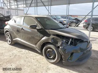 2019 Toyota C-HR XLE with VIN JTNKHMBX4K1032039, listed as a IAAI auction lot 41365721 with 96,194 mi miles. Bid and sale history available at carsss.com. Image 1.
