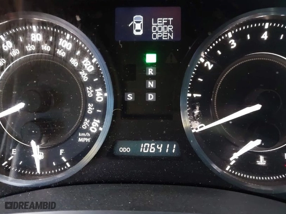 2010 Lexus IS 250C with VIN JTHFF2C2XA2511737, listed as a IAAI auction lot 41299631 with 106411 miles. Bid and sale history available at carsss.com. Image 15.