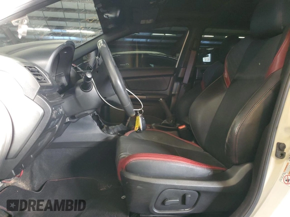 2015 Subaru WRX STI Limited z VIN JF1VA2U60F9812664, wystawiony jako Copart lot #43904255 z przebiegiem 34 973 mil mil oraz Tytuł czysty. Historia ofert i sprzedaży dostępna na DreamBid. Obrazek 7.