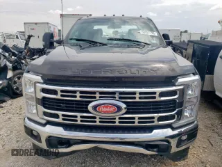 2024 Ford F-350 XL z VIN 1FT8W3DM4REC62569, wystawiony jako Copart lot #58057795 z przebiegiem Nie podano mil oraz Szkoda całkowita • Salvage title. Historia ofert i sprzedaży dostępna na DreamBid. Obrazek 5.