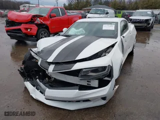 2016 Chevrolet Camaro 2LT with VIN 1G1FD1RS6G0160573, listed as a IAAI auction lot 41722891 with 4 mi miles. Bid and sale history available at carsss.com. Image 17.