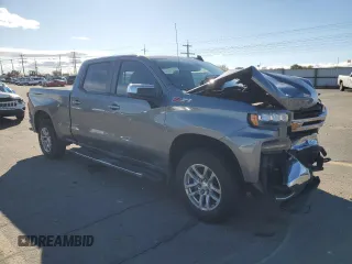 2021 Chevrolet Silverado 1500 LT with VIN 1GCUYDEDXMZ430956, listed as a Copart auction lot 80556744 with 51,493 mi miles and Salvage Title. Bid and sale history available at carsss.com. Image 4.
