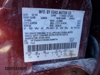 2009 Ford F-350 XL z VIN 1FTWW31R09EA49674, wystawiony jako Copart lot #42776865 z przebiegiem 229 827 mil mil oraz Czysty tytuł • Clean title. Historia ofert i sprzedaży dostępna na DreamBid. Obrazek 12.