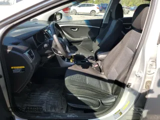 2015 Hyundai Elantra GT with VIN KMHD35LH2FU238145, listed as a Copart auction lot 71147944 with 93,378 mi miles and Salvage Title. Bid and sale history available at carsss.com. Image 7.