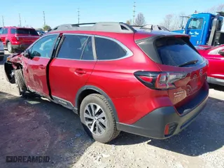 2021 Subaru Outback Premium with VIN 4S4BTACC8M3124626, listed as a IAAI auction lot 41887187 with 40,274 mi miles. Bid and sale history available at carsss.com. Image 3.