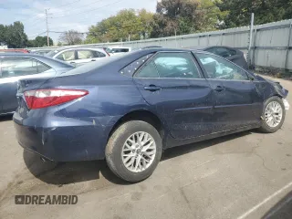 2017 Toyota Camry XLE with VIN 4T1BF1FK6HU653065, listed as a Copart auction lot 71950914 with Not Provided miles and Salvage Title. Bid and sale history available at carsss.com. Image 3.