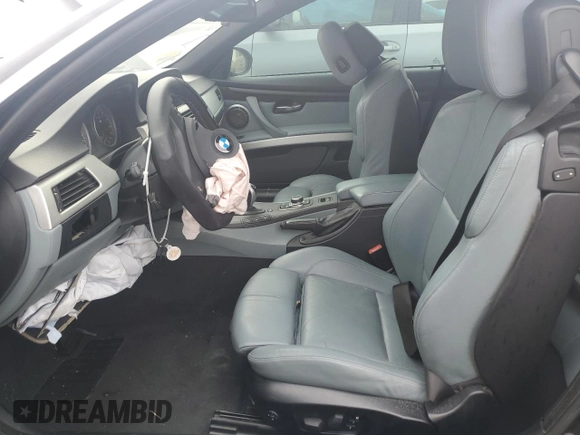2012 BMW M3 z VIN WBSDX9C52CE784528, wystawiony jako Copart lot #42372825 z przebiegiem Nie podano mil oraz Tytuł czysty. Historia ofert i sprzedaży dostępna na DreamBid. Obrazek 7.