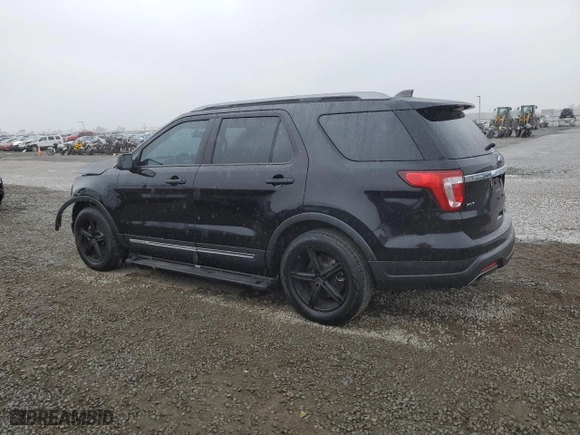 2019 Ford Explorer XLT with VIN 1FM5K7DHXKGB40068, listed as a Copart auction lot 50788215 with 100,566 mi miles and Salvage Title. Bid and sale history available at carsss.com. Image 2.
