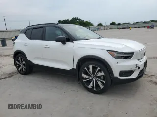 2021 Volvo XC40 z VIN YV4ED3UR8M2611762, wystawiony jako Copart lot #53993175 z przebiegiem 70 428 mil mil oraz Tytuł czysty. Historia ofert i sprzedaży dostępna na DreamBid. Obrazek 4.