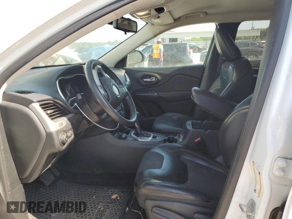 2015 Jeep Cherokee Trailhawk with VIN 1C4PJMBB1FW771865, listed as a Copart auction lot 61905315 with 99,554 mi miles and Clean title. Bid and sale history available at DreamBid. Image 7.